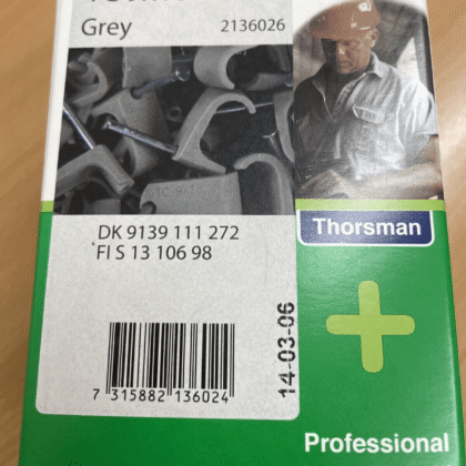 100 SCHNEIDER ELECTRIC (BY THORSMAN) TC 9X18 GREY 10MM CABLE CLIPS 2136026